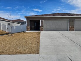 4013 Bradney Ave in Cheyenne, WY - Building Photo