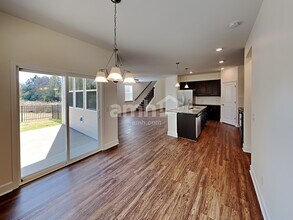 3004 Esquire Dr in Murfreesboro, TN - Foto de edificio - Building Photo