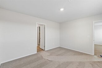 8812 SW 31st St in Oklahoma City, OK - Building Photo - Building Photo