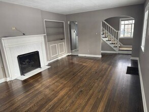 1488 Essex Rd in Columbus, OH - Building Photo - Building Photo