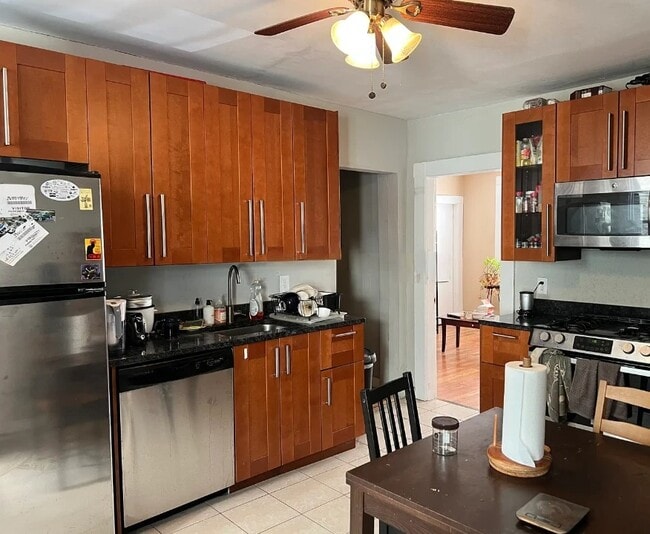 273 Cardinal Medeiros Ave, Unit 2