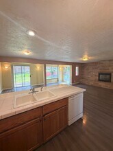 2611 Park Forest Dr in Eugene, OR - Building Photo - Building Photo