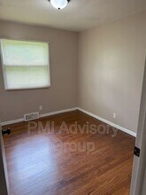 5701 SW 15th St in Topeka, KS - Building Photo - Building Photo