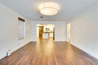 1336 Moravia Ave in Daytona Beach, FL - Building Photo - Building Photo