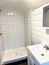 258 Westminster Plz in Lodi, NJ - Building Photo - Building Photo