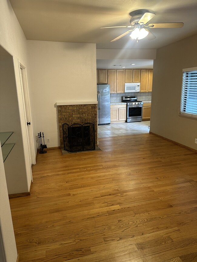 1374 Olivina Ave, Unit Front unit A