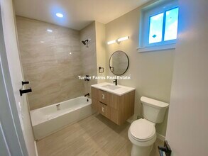 23 Mount Pleasant St, Unit 207 in Somerville, MA - Building Photo - Building Photo