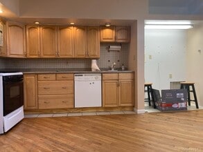 18 Washington Ave in Port Jervis, NY - Building Photo - Building Photo
