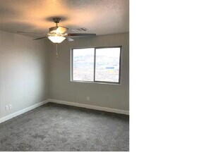 476 530 W in Hurricane, UT - Building Photo - Building Photo