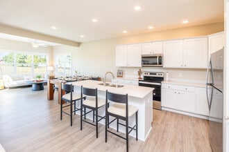 Fountain Point Villas in Perrysburg, OH - Foto de edificio - Interior Photo