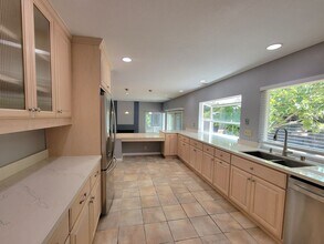 45185 Onondaga Dr in Fremont, CA - Building Photo - Building Photo