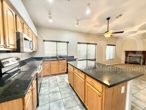 1523 E Black Diamond Dr in Gilbert, AZ - Building Photo - Building Photo