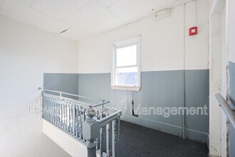 87 Myrtle St in New Bedford, MA - Building Photo - Building Photo