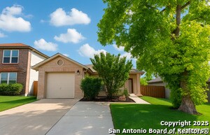 11216 Vollmer Ln in San Antonio, TX - Building Photo