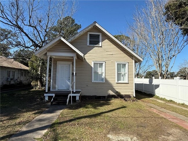 125 Garnett Ave in Mobile, AL - Building Photo - Building Photo