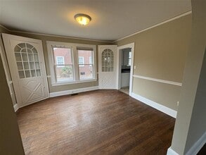 521 Polo Rd in Winston-Salem, NC - Building Photo - Building Photo