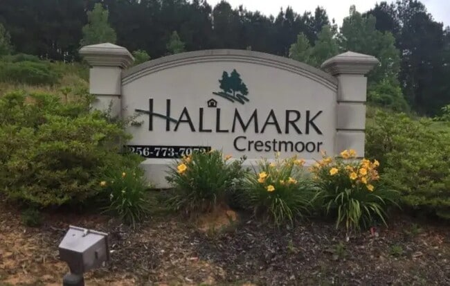 property at 1060 Mountain View Rd NE