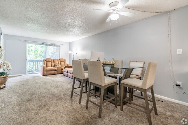 The Grove at Temple Terrace Apartments in Tampa, FL - Building Photo - Building Photo