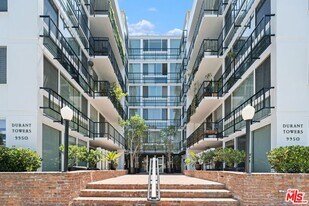 9950 Durant Dr in Beverly Hills, CA - Building Photo