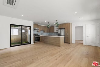 822 Orange Grove Ave in La Verne, CA - Building Photo - Building Photo