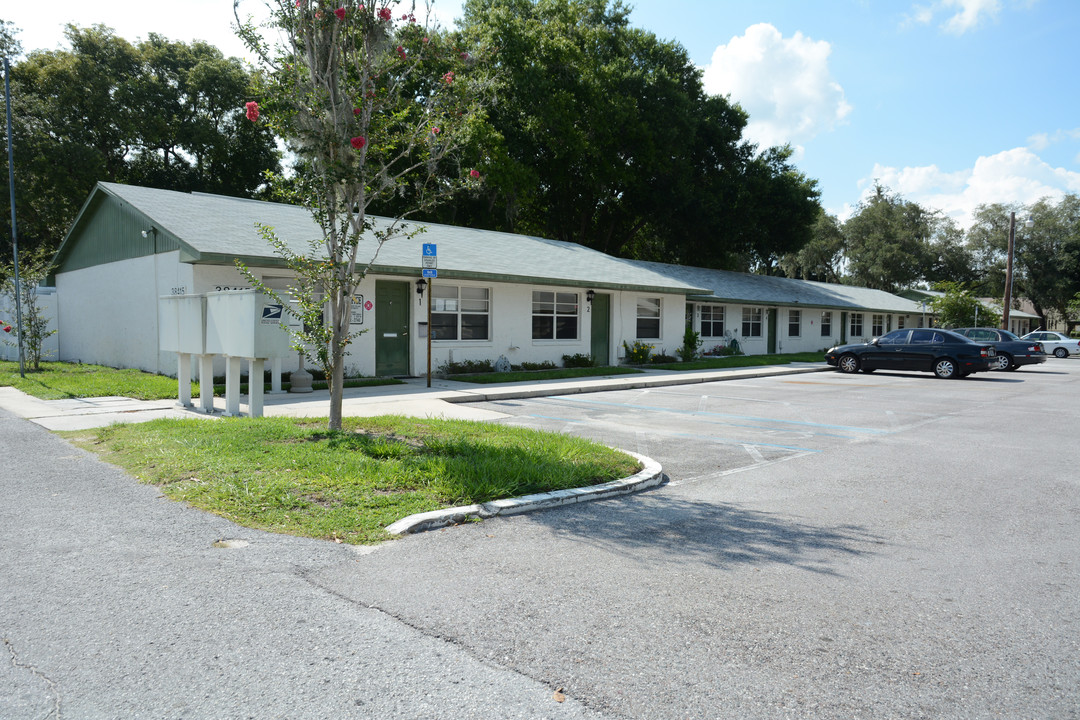 Evergreen Village in Zephyrhills, FL - Building Photo