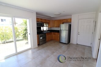 2738 Leialoha Ave in Honolulu, HI - Building Photo - Building Photo
