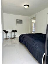 2467 NW 95th Terrace in Miami, FL - Building Photo - Building Photo