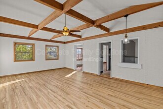 1150 N Florissant Rd in St. Louis, MO - Building Photo - Building Photo