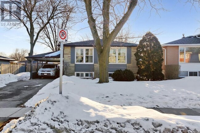 285 Bartley Bull Pkwy in Brampton, ON - Building Photo - Building Photo