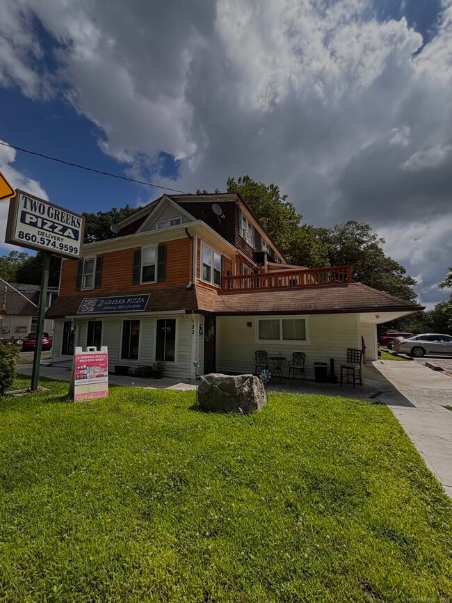 property at 123 Old Norwich Rd