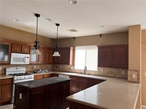 8311 Martinborough Ave in Las Vegas, NV - Building Photo - Building Photo