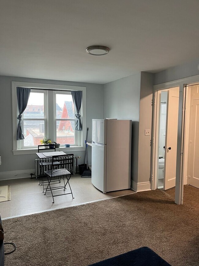 2 N Pearl St-Unit -31 in Buffalo, NY - Building Photo - Building Photo