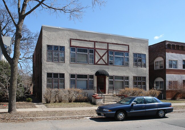 2729 Aldrich Ave S in Minneapolis, MN - Building Photo - Building Photo