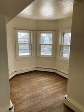 232 Haledon Ave, Unit 3 in Prospect Park, NJ - Foto de edificio - Building Photo