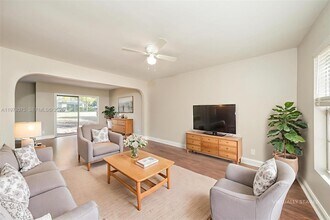 5227 Adams Rd in Delray Beach, FL - Building Photo - Building Photo