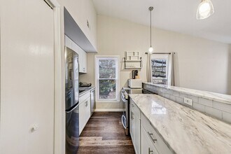 430 Queens Rd, Unit 732 in Charlotte, NC - Foto de edificio - Building Photo