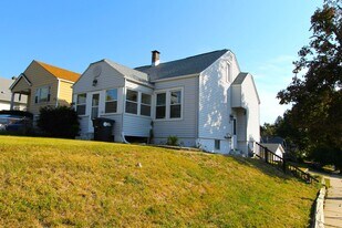 1831 S 60th St in Omaha, NE - Building Photo