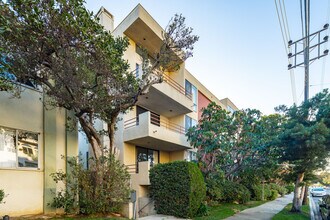 1312 S Saltair Ave in Los Angeles, CA - Building Photo - Building Photo