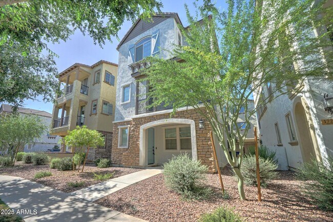 1717 E Dogwood Ln in Gilbert, AZ - Building Photo - Building Photo