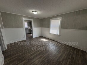 1414 S Campbell Ave in Springfield, MO - Building Photo - Building Photo