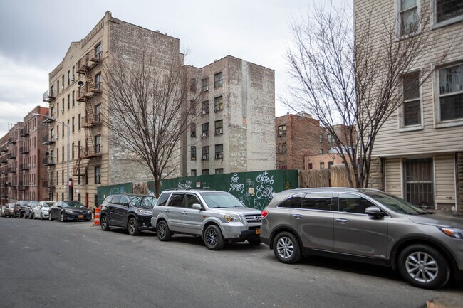 1771 Weeks Ave in Bronx, NY - Building Photo - Building Photo