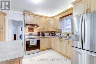 3 Jodphur Ave in Toronto, ON - Building Photo - Building Photo
