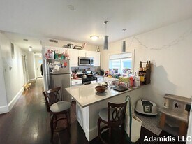 32 Rawson St in Boston, MA - Building Photo