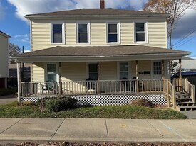 1 Hamilton St in Plymouth, MA - Building Photo