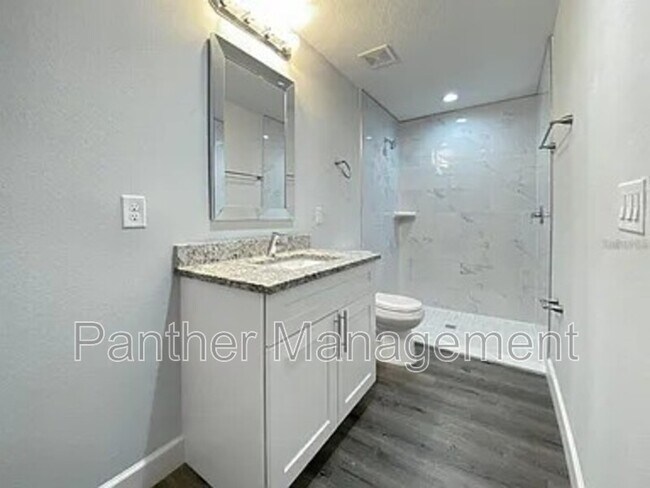 10018 Cocoa Beach St in Port Charlotte, FL - Building Photo - Building Photo
