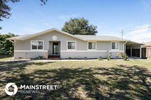 705 Ned Ave N, Unit 2165 in Lehigh Acres, FL - Building Photo