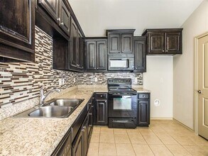 1325 Briarwood Dr in Azle, TX - Building Photo - Building Photo