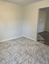 1704 NE Balboa St in Lee's Summit, MO - Building Photo - Building Photo