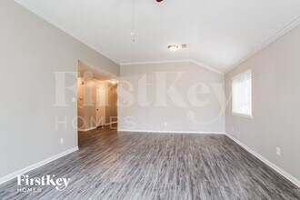 19442 Elmtree Estates Dr, Unit 701 in Katy, TX - Foto de edificio - Building Photo