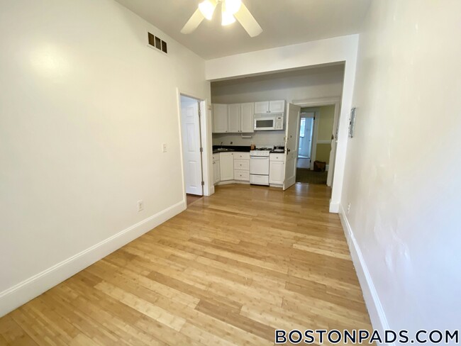 64 Hemenway St in Boston, MA - Building Photo - Building Photo
